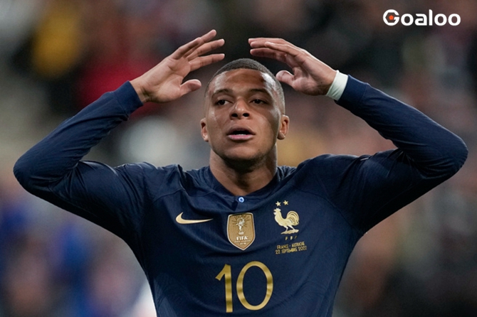 Mbappe must decide whether to renew his contract within two weeks